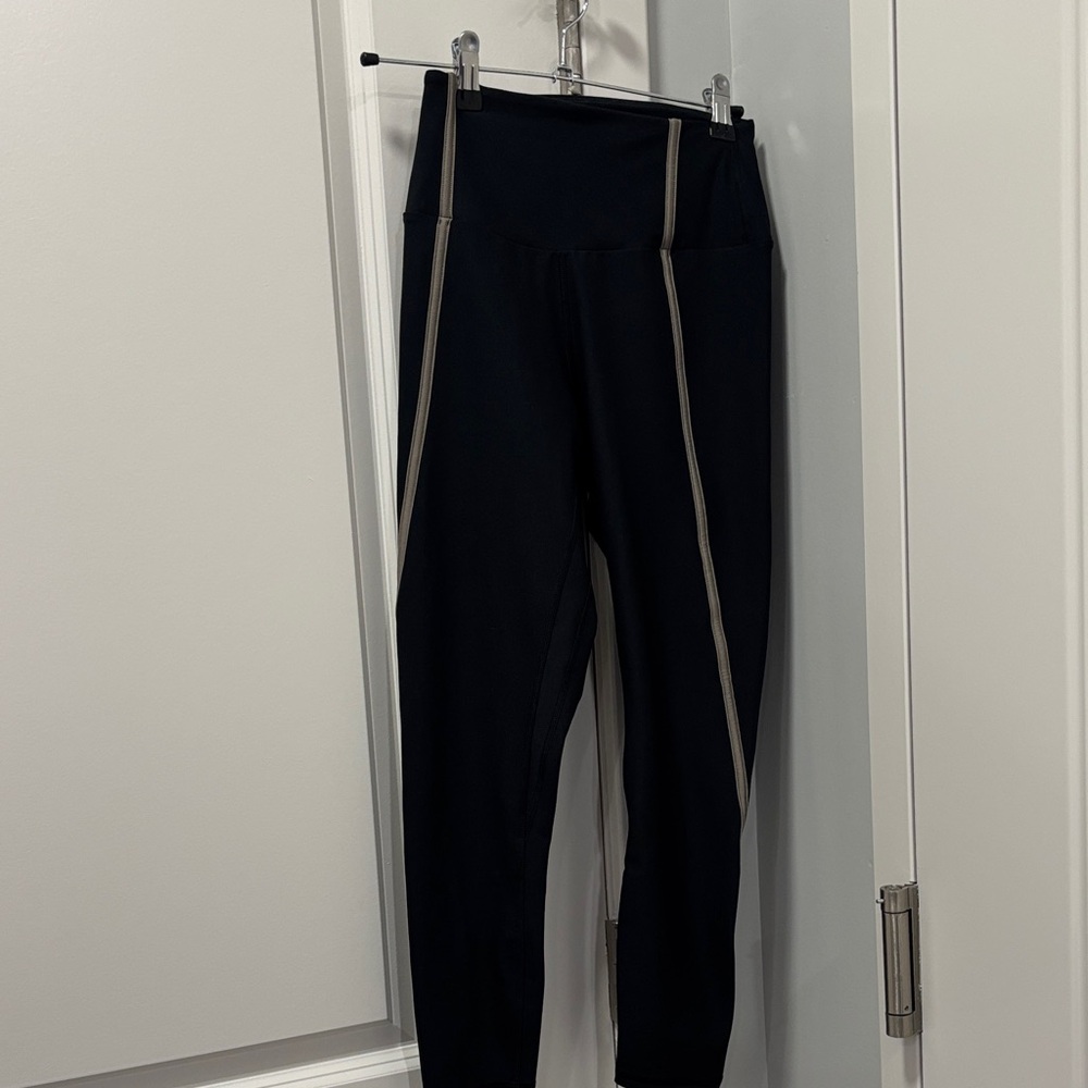 Abercrombie & Fitch Black Leggings with Gray Accents